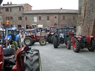 panicale in Umbria: La Processione dei Tronchi Pasquali