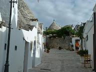 Alberobello walking down